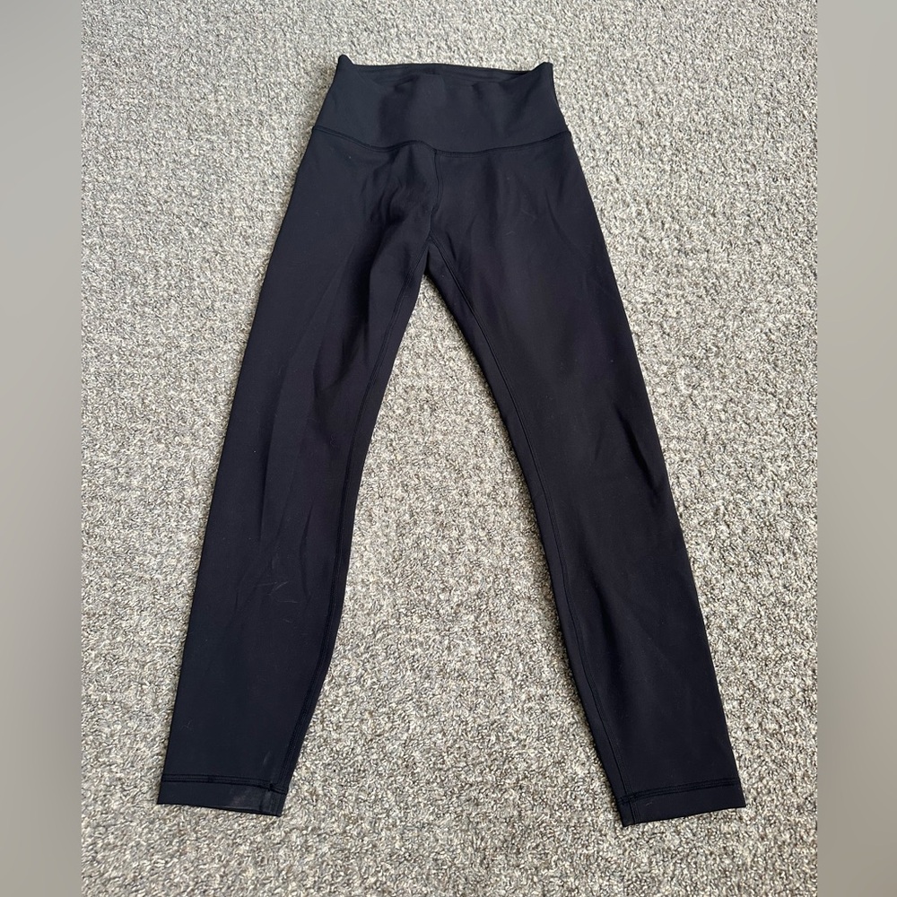 Lululemon Black High Waisted Soft Stretchy Legging Size 6 (A10) EUC